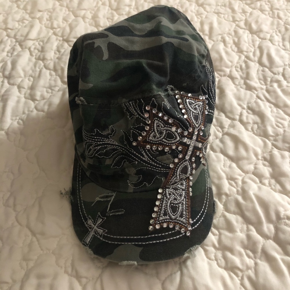 Camo hat